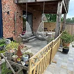 Lumineux Et Chaleureux Avec Piscine Estivale *