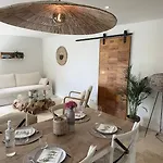 Lumineux Et Chaleureux Avec Piscine Estivale Ramillies