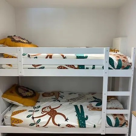 Lumineux Et Chaleureux Avec Piscine Estivale Ramillies