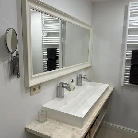 Lumineux Et Chaleureux Avec Piscine Estivale * Ramillies