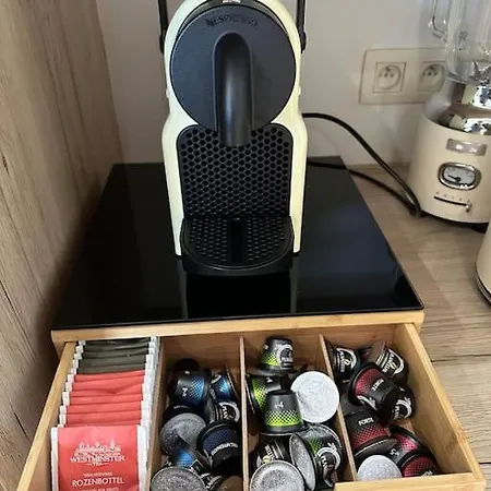 Ferienhaus Lumineux Et Chaleureux Avec Piscine Estivale Ramillies