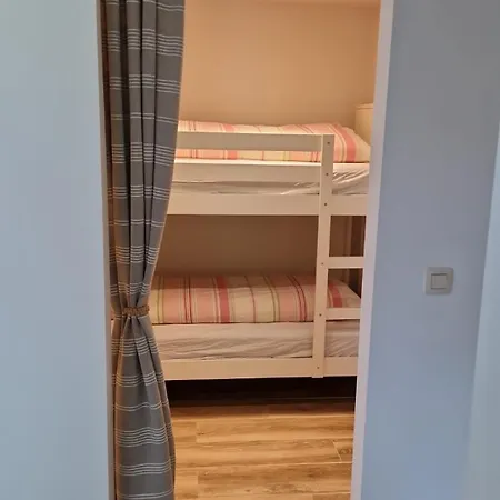 Lumineux Et Chaleureux Avec Piscine Estivale Ramillies