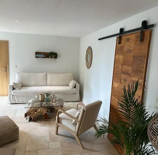 Lumineux Et Chaleureux Avec Piscine Estivale Tatil Evi Ramillies