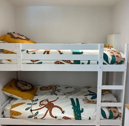 Lumineux Et Chaleureux Avec Piscine Estivale Ramillies