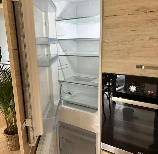 Lumineux Et Chaleureux Avec Piscine Estivale *