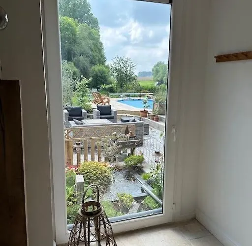 Lumineux Et Chaleureux Avec Piscine Estivale *